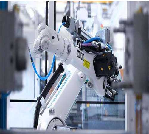“路达机器人”可代替上千劳动力