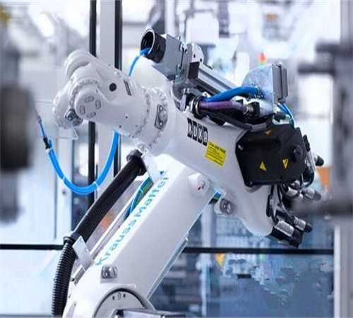 促进龙江机器人产业发展 哈工大博实研究院成立